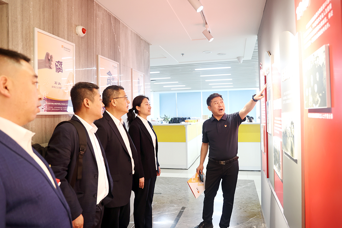 領(lǐng)航攻堅(jiān)促發(fā)展 奮楫逐浪凱歌行&mdash;&mdash;哈藥集團(tuán)黨委扎實(shí)推動(dòng)&ldquo;書(shū)記帶項(xiàng)目&rdquo;活動(dòng)落地落實(shí)！